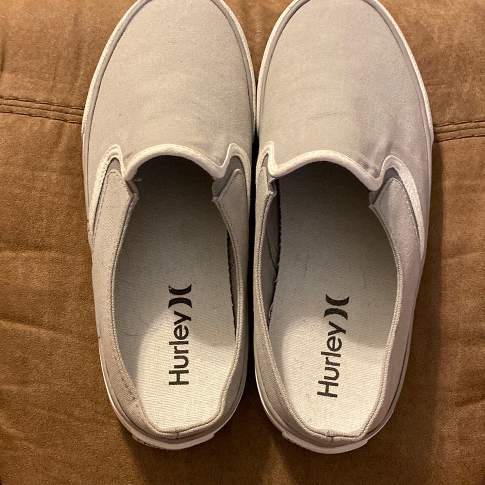 Hurley Women’s Shoes Size 9-EUC